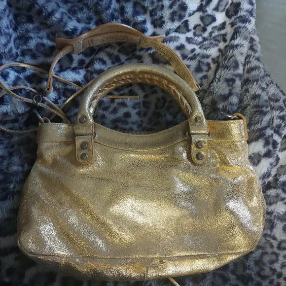 Shoulder  Bag/Satchel Sparkling Gold Crackled Leather Bag with Tassels - Picture 5 of 10